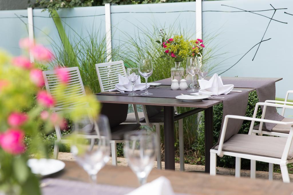 Akzent Hotel Restaurant Altdorfer Hof ヴァインガルテン エクステリア 写真