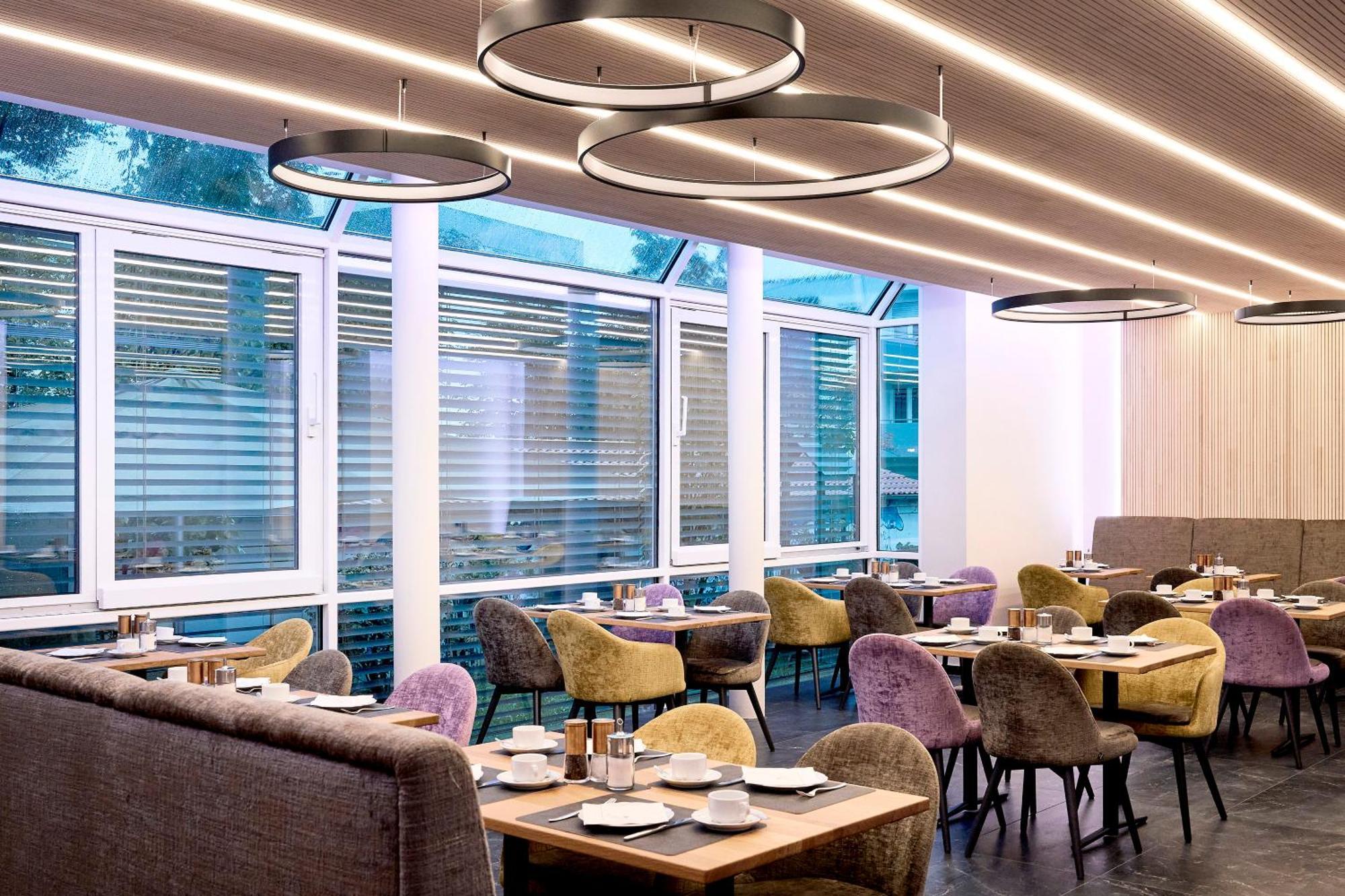 Akzent Hotel Restaurant Altdorfer Hof ヴァインガルテン エクステリア 写真