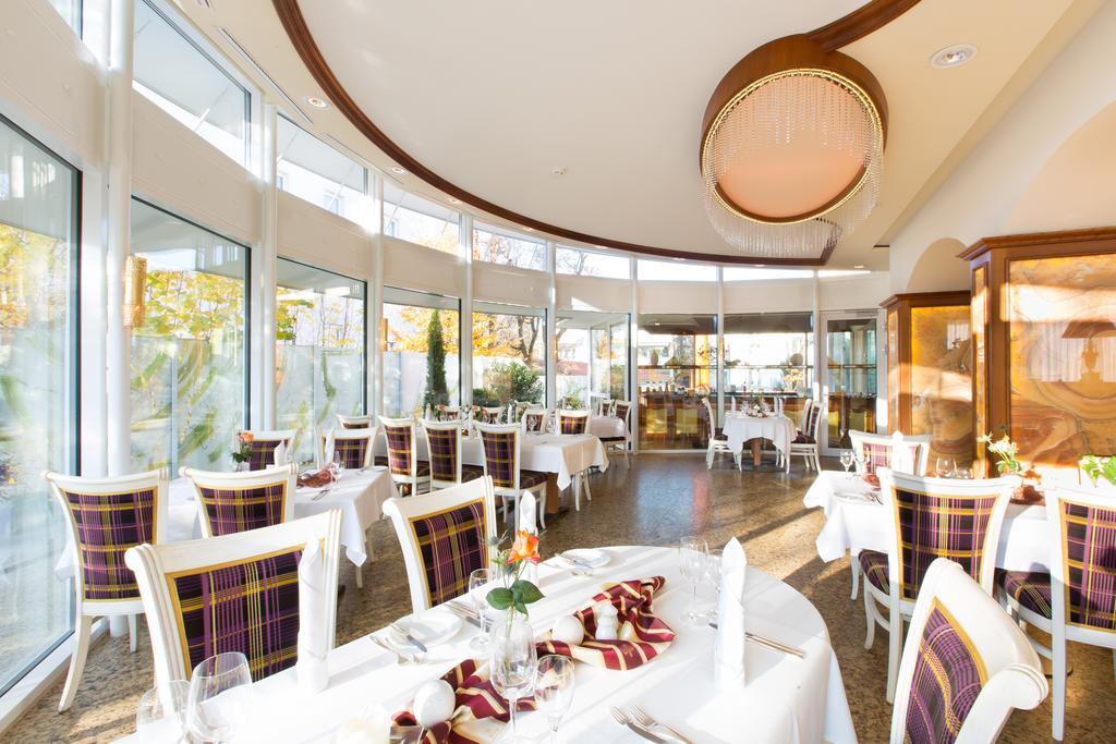 Akzent Hotel Restaurant Altdorfer Hof ヴァインガルテン エクステリア 写真